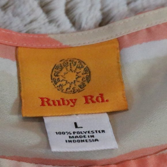 Ruby Red Top - Picture 5 of 5